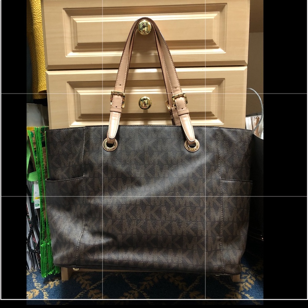 Michael Kors padded laptop computer briefcase